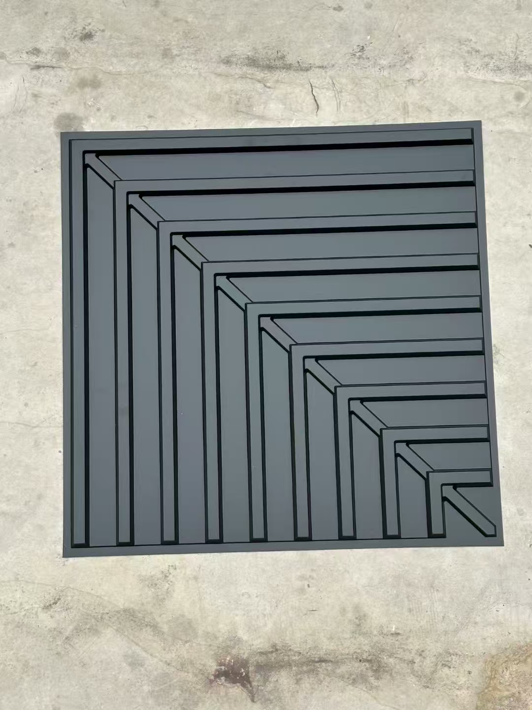 Zejing Pvc 3D Design 50x50cm Waterproof 3D Wall Panel Board 3d Geometric Pattern Texture Pvc Wall Panel for Interior Home Hotel  D222黑色.jpg