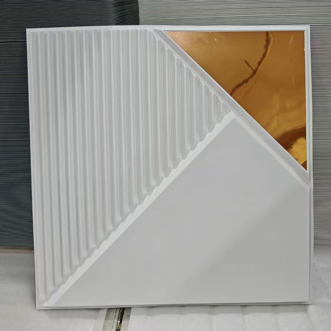 New Crafts Coated Mirrored Gold PVC 3d Wall Panel Waterproof Wood grain Office Walls Ceiling Decoration for Hotel 3D Model Projects D178-1镜面金1.jpg