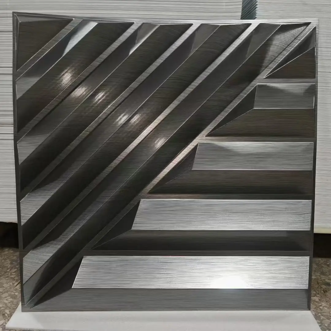 Zejing Pvc 3D Design 50x50cm Waterproof 3D Wall Panel Board 3d Geometric Pattern Texture Pvc Wall Panel for Interior Home Hotel  D220拉丝银.jpg